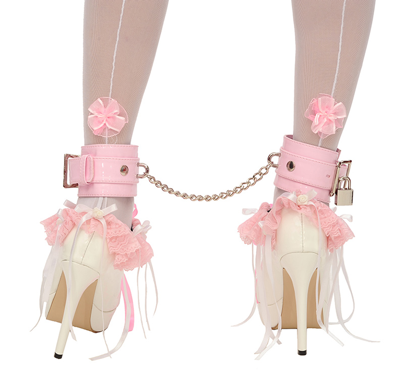 ankle cuffs with chain 3
